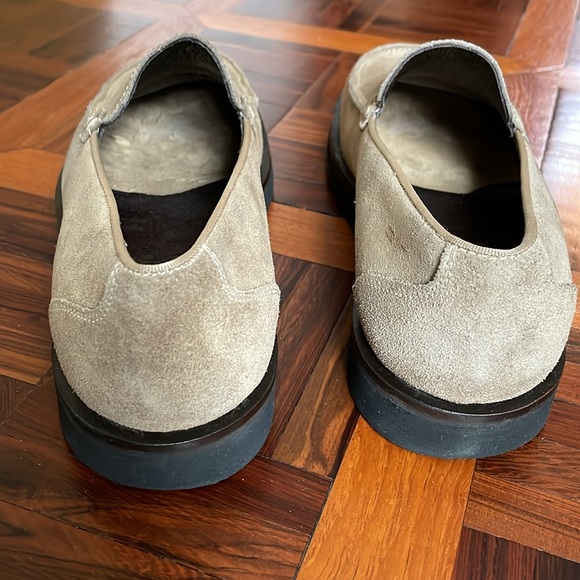 Emporio Armani men’s suede loafers. Made in Italy. Size U.S. 9.5 - Picture 4 of 8